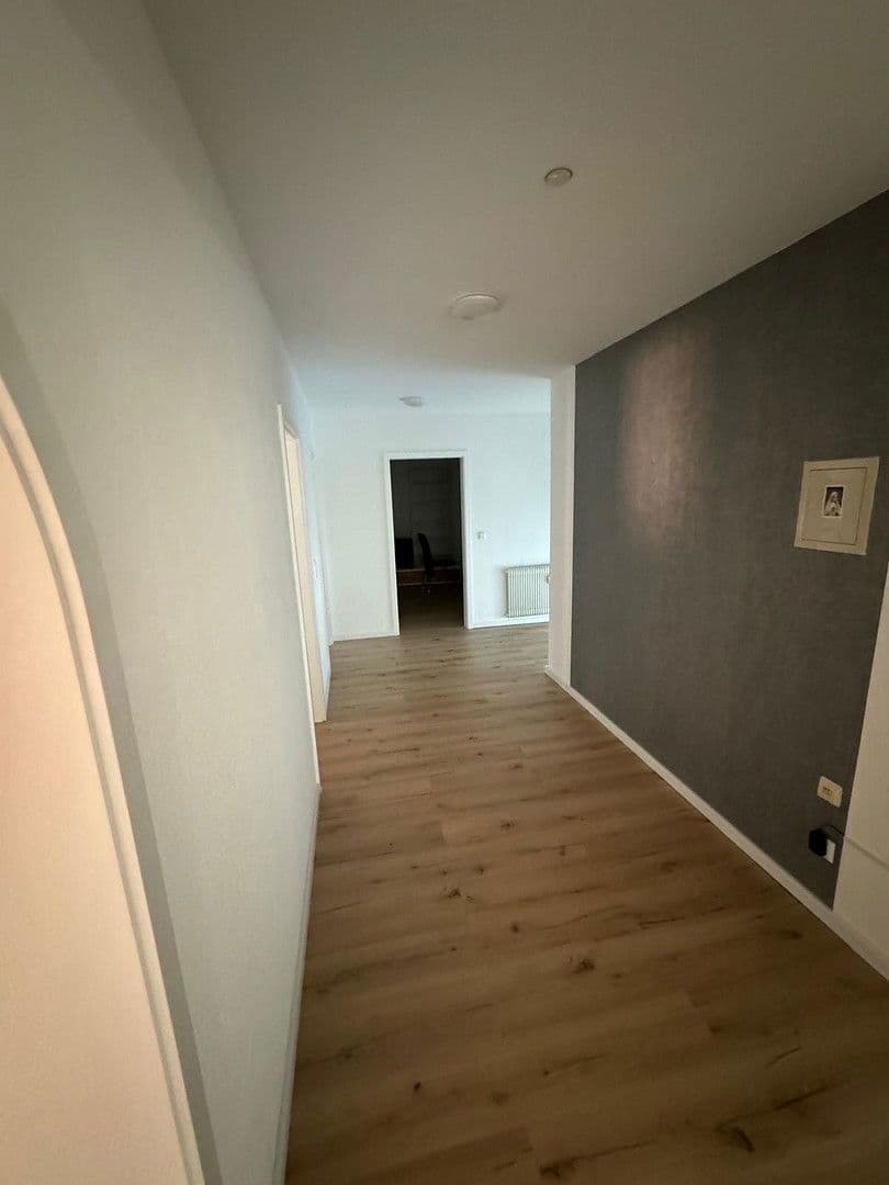 2 bedroom with open-plan kitchen flat to rent, 116 m², Haiterbach, Baden-Württemberg 2 bedroom with open-plan kitchen flat to rent, 116 m², Haiterbach, Baden-Württemberg