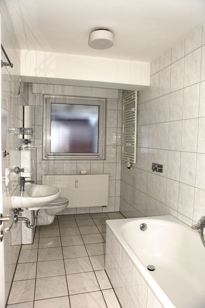 2 bedroom with open-plan kitchen flat to rent, 105 m², Franzstr. 13, Gladbeck, North Rhine-Westphalia 2 bedroom with open-plan kitchen flat to rent, 105 m², Franzstr. 13, Gladbeck, North Rhine-Westphalia