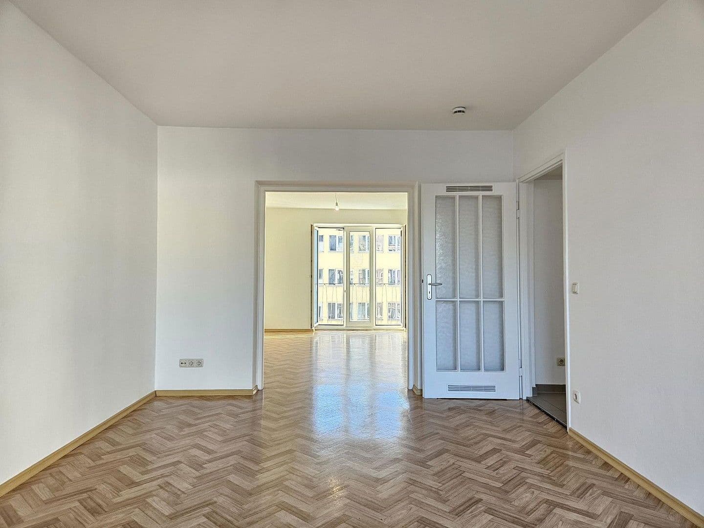 3 bedroom flat to rent, 69 m², Paul-Heyse-Straße 19, München, Bavaria 3 bedroom flat to rent, 69 m², Paul-Heyse-Straße 19, München, Bavaria