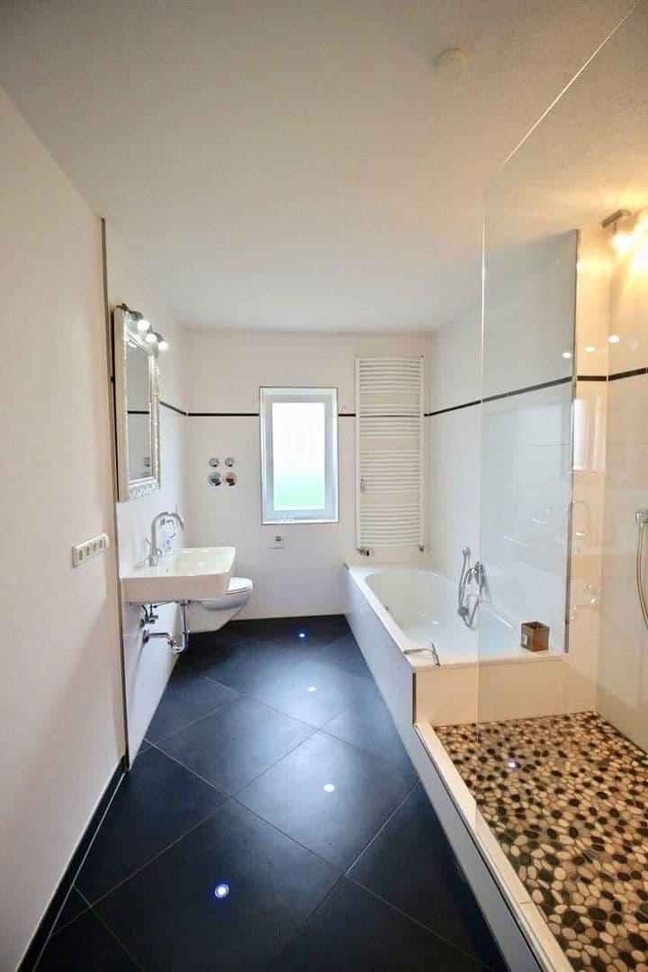 3 bedroom flat to rent, 109 m², Hochederstraße 9, München, Bavaria 3 bedroom flat to rent, 109 m², Hochederstraße 9, München, Bavaria