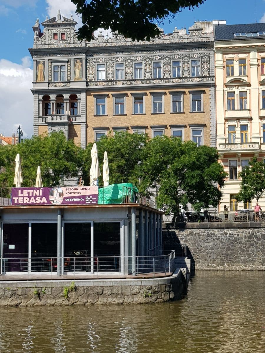 1 bedroom flat to rent, 38 m², Janáčkovo nábřeží, Prague, Prague 1 bedroom flat to rent, 38 m², Janáčkovo nábřeží, Prague, Prague