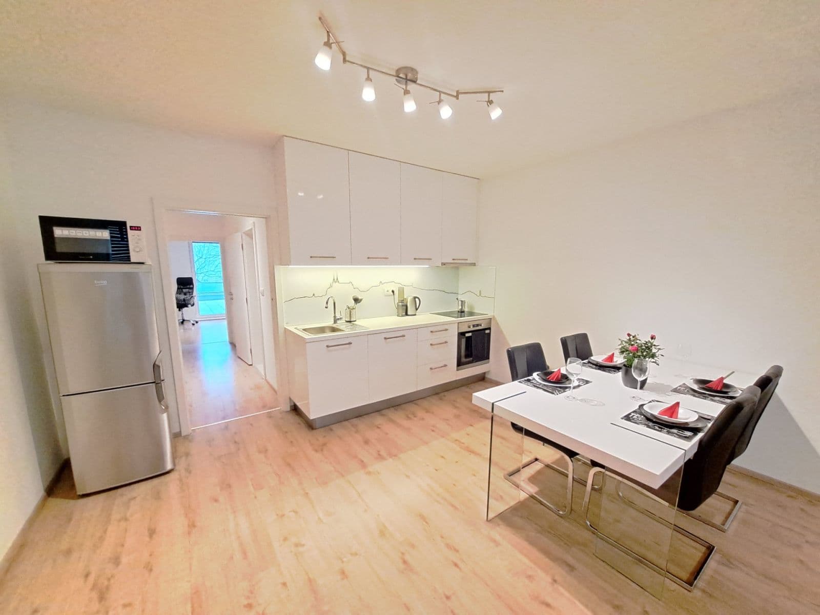 1 bedroom with open-plan kitchen flat to rent, 156 m², Francouzská, Brno, Jihomoravský Region 1 bedroom with open-plan kitchen flat to rent, 156 m², Francouzská, Brno, Jihomoravský Region