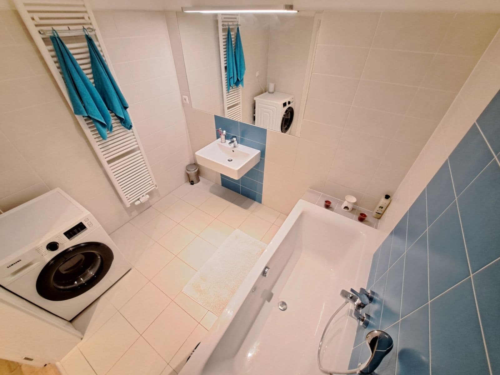 1 bedroom with open-plan kitchen flat to rent, 156 m², Francouzská, Brno, Jihomoravský Region 1 bedroom with open-plan kitchen flat to rent, 156 m², Francouzská, Brno, Jihomoravský Region