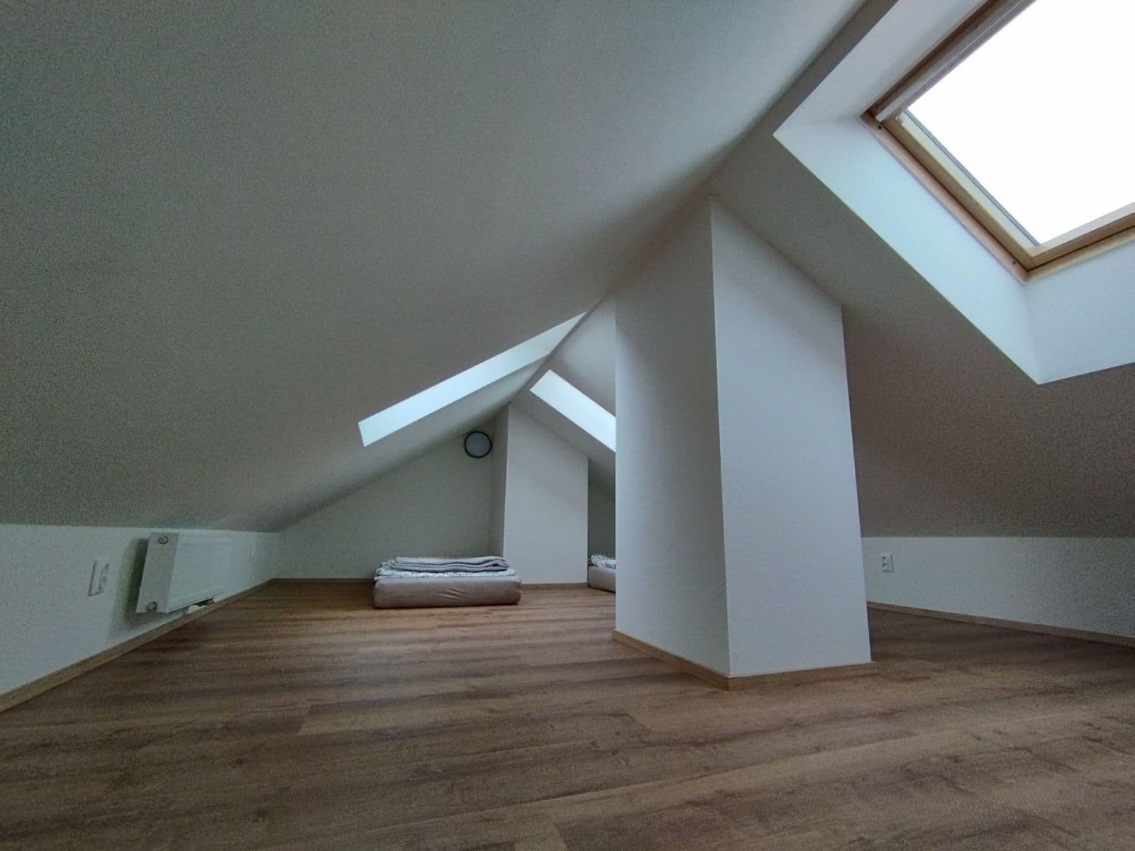 1 bedroom with open-plan kitchen flat to rent, 95 m², U Dráhy, Plzeň, Plzeňský Region 1 bedroom with open-plan kitchen flat to rent, 95 m², U Dráhy, Plzeň, Plzeňský Region