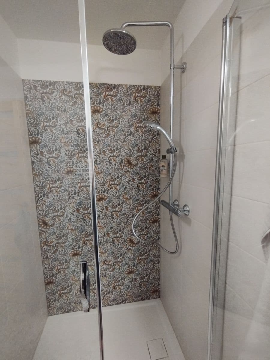 1 bedroom with open-plan kitchen flat to rent, 95 m², U Dráhy, Plzeň, Plzeňský Region 1 bedroom with open-plan kitchen flat to rent, 95 m², U Dráhy, Plzeň, Plzeňský Region