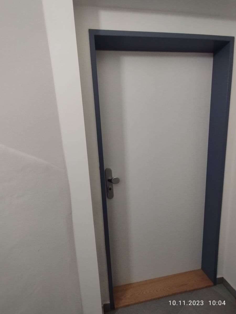 1 bedroom with open-plan kitchen flat to rent, 95 m², U Dráhy, Plzeň, Plzeňský Region 1 bedroom with open-plan kitchen flat to rent, 95 m², U Dráhy, Plzeň, Plzeňský Region