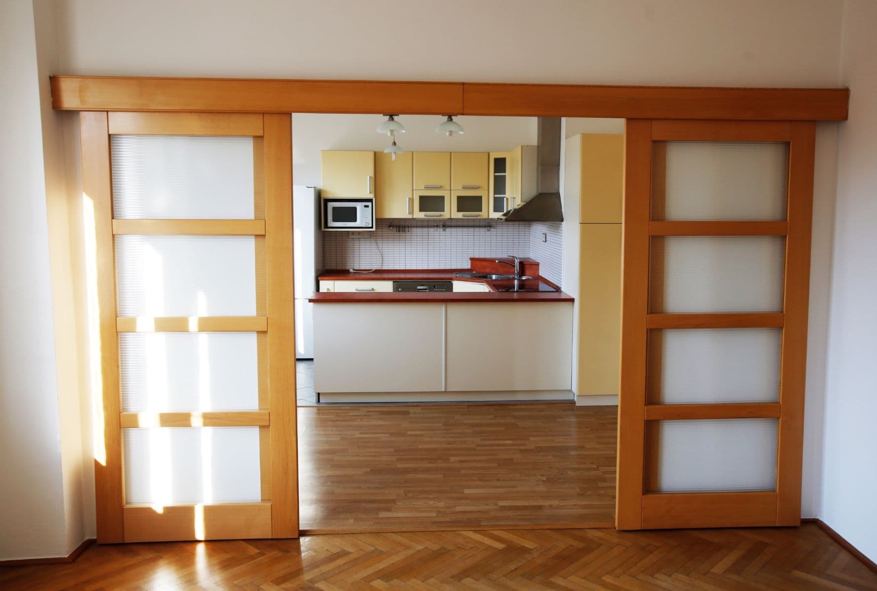 2 bedroom flat to rent, 76 m², Lodecká, Prague, Prague 2 bedroom flat to rent, 76 m², Lodecká, Prague, Prague