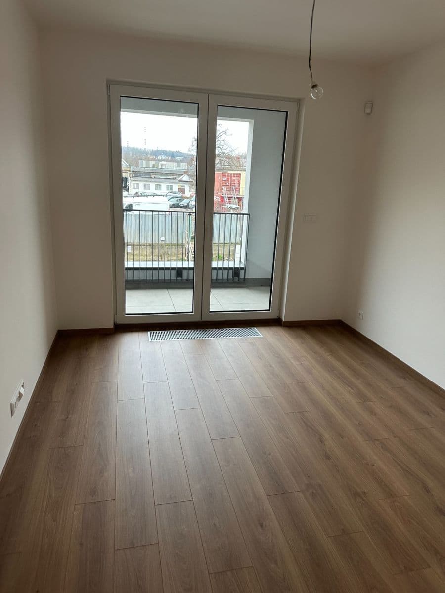 2 bedroom with open-plan kitchen flat to rent, 78 m², U Elektry, Prague, Prague 2 bedroom with open-plan kitchen flat to rent, 78 m², U Elektry, Prague, Prague