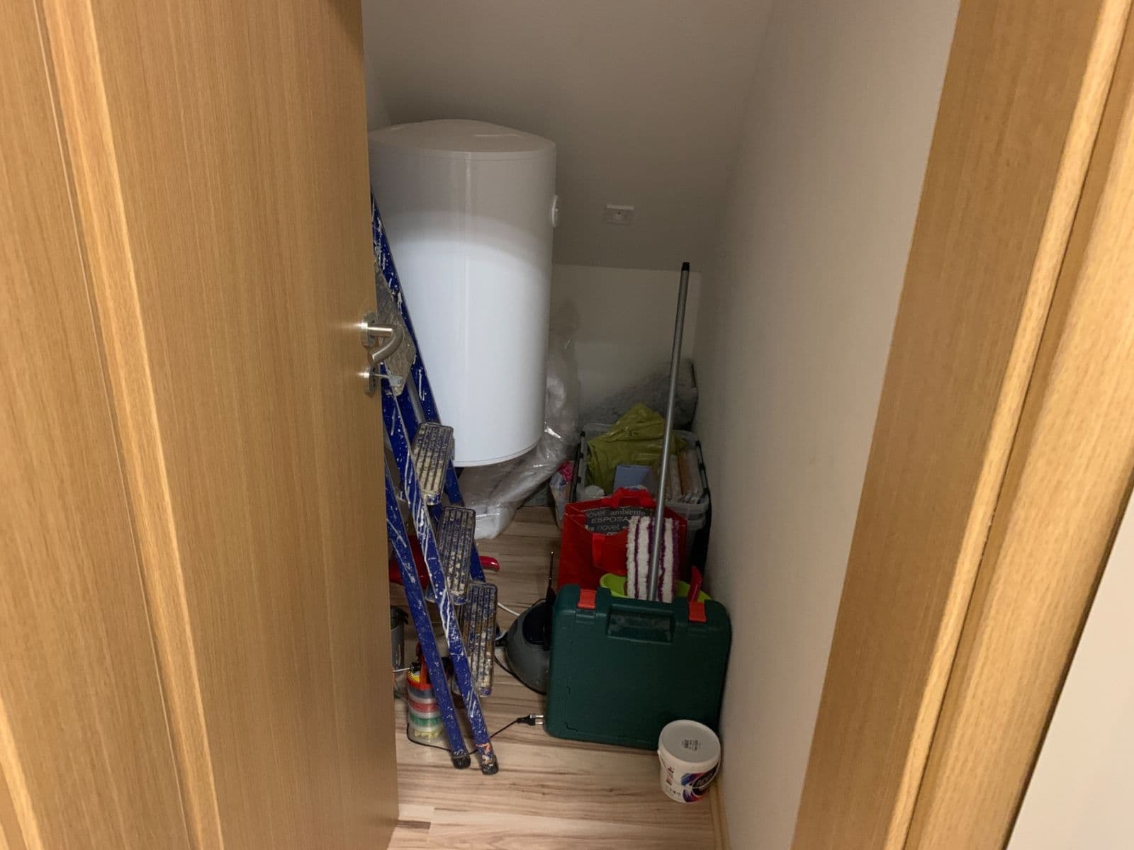 Studio flat to rent, 44 m², Úzká, Vejprty, Ústecký Region Studio flat to rent, 44 m², Úzká, Vejprty, Ústecký Region