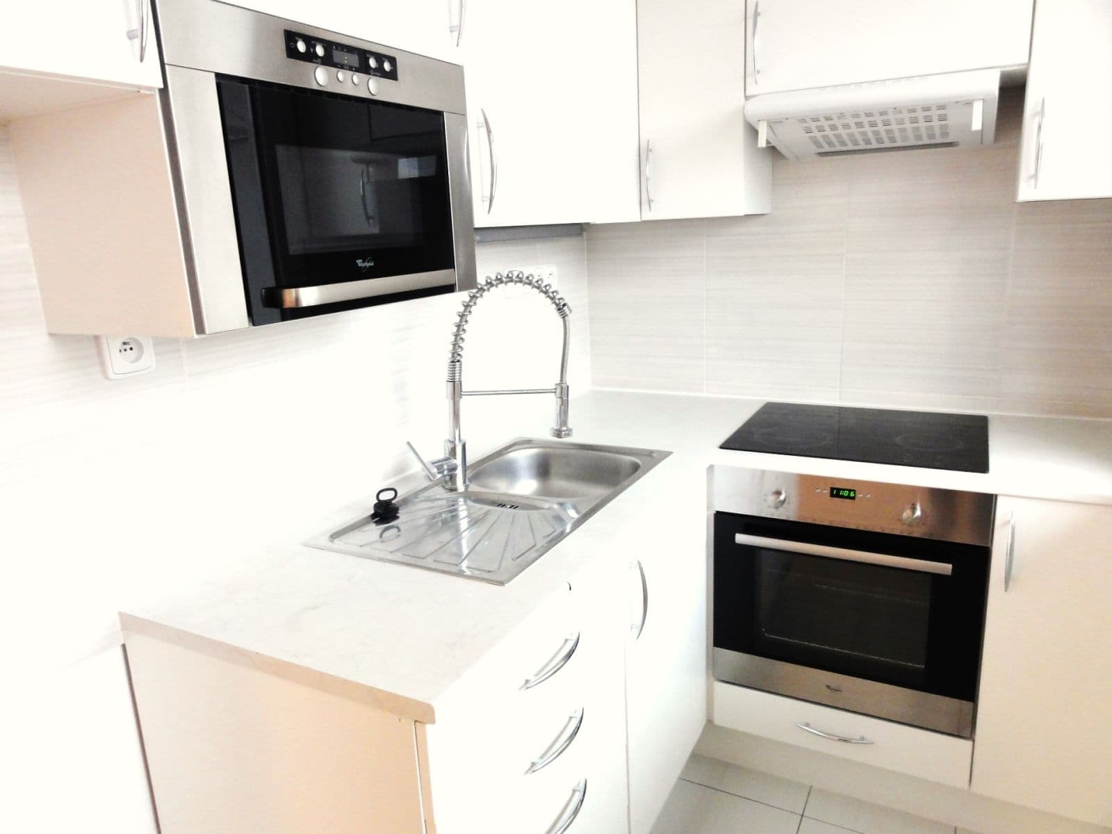 Studio flat to rent, 26 m², Veltruská, Prague, Prague Studio flat to rent, 26 m², Veltruská, Prague, Prague