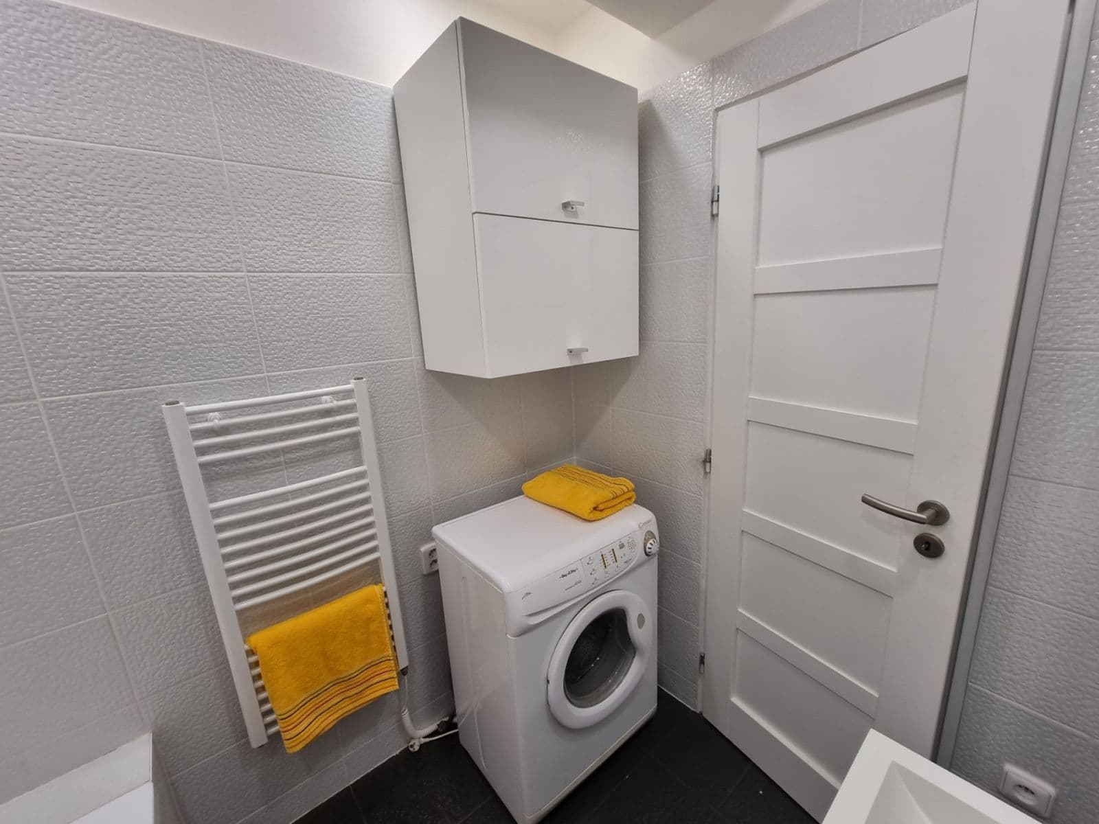 1 bedroom with open-plan kitchen flat to rent, 56 m², V Újezdech, Brno, Jihomoravský Region 1 bedroom with open-plan kitchen flat to rent, 56 m², V Újezdech, Brno, Jihomoravský Region