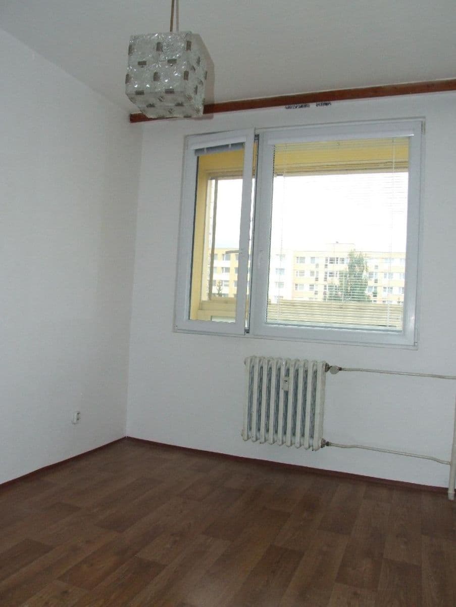 1 bedroom with open-plan kitchen flat to rent, 44 m², sídl. Hůrka, Kralupy nad Vltavou, Středočeský Region 1 bedroom with open-plan kitchen flat to rent, 44 m², sídl. Hůrka, Kralupy nad Vltavou, Středočeský Region