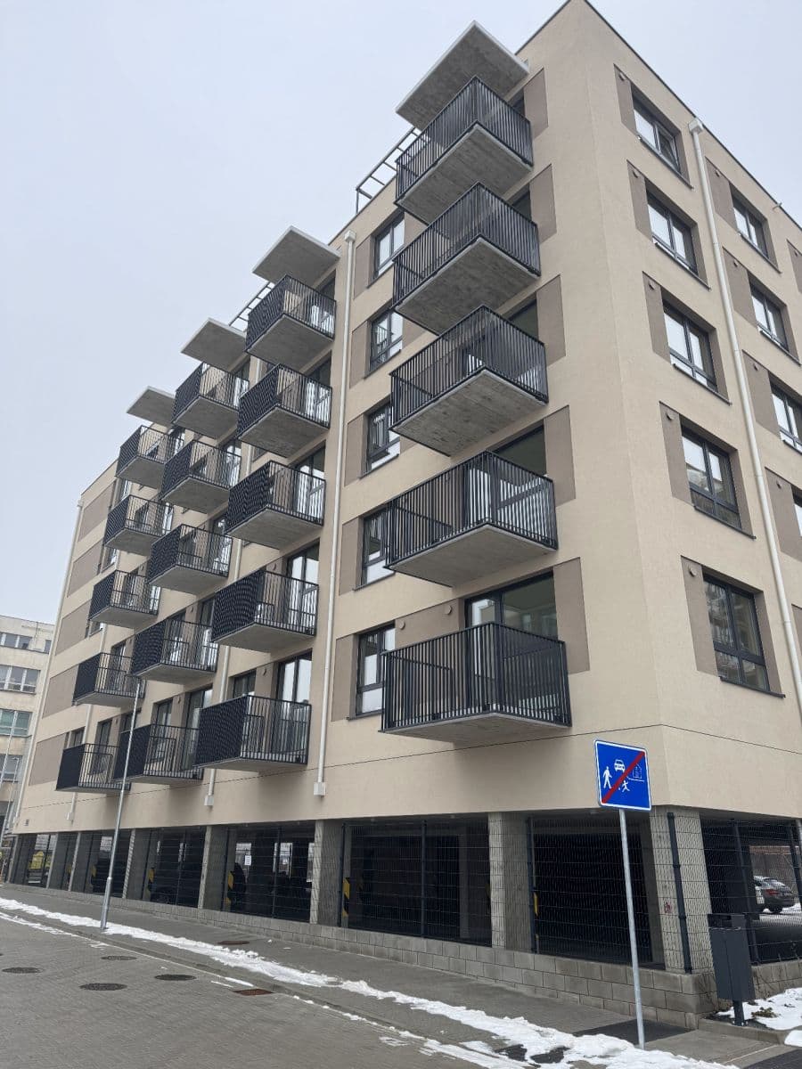 Studio flat to rent, 38 m², Nádražní, Kralupy nad Vltavou, Středočeský Region Studio flat to rent, 38 m², Nádražní, Kralupy nad Vltavou, Středočeský Region