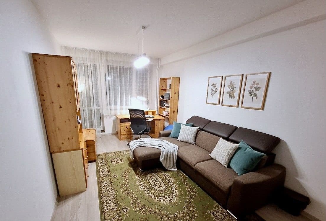 3 bedroom with open-plan kitchen flat to rent, 118 m², U Homolky, Prague, Prague 3 bedroom with open-plan kitchen flat to rent, 118 m², U Homolky, Prague, Prague