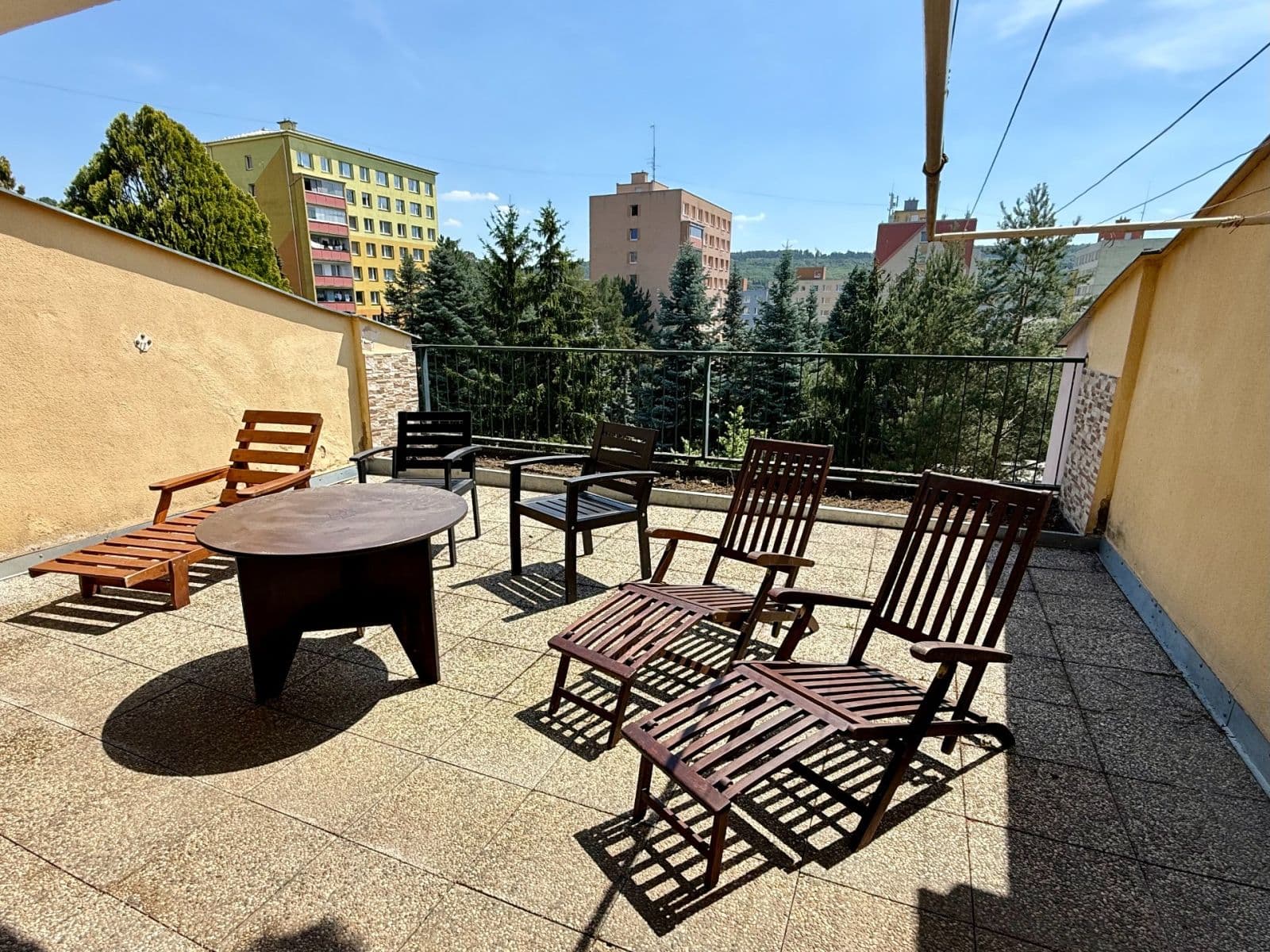 3 bedroom with open-plan kitchen flat to rent, 118 m², U Homolky, Prague, Prague 3 bedroom with open-plan kitchen flat to rent, 118 m², U Homolky, Prague, Prague
