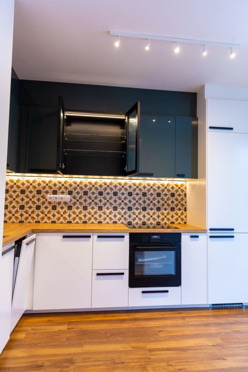 1 bedroom with open-plan kitchen flat to rent, 40 m², Nádražní, Kralupy nad Vltavou, Středočeský Region 1 bedroom with open-plan kitchen flat to rent, 40 m², Nádražní, Kralupy nad Vltavou, Středočeský Region