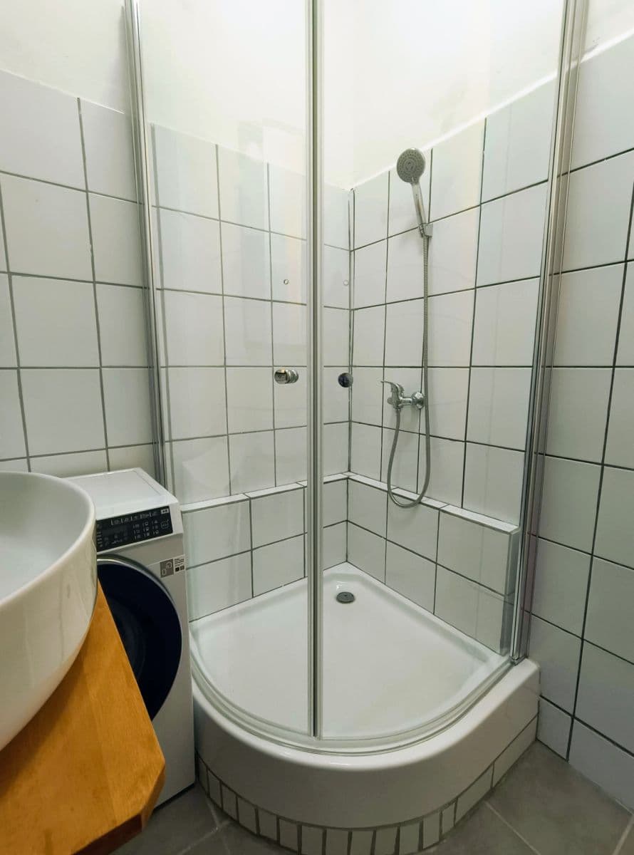 1 bedroom flat to rent, 37 m², sídliště 9. května, Nejdek, Karlovarský Region 1 bedroom flat to rent, 37 m², sídliště 9. května, Nejdek, Karlovarský Region