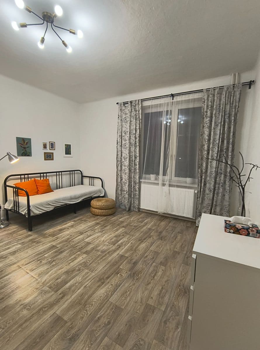 1 bedroom flat to rent, 37 m², sídliště 9. května, Nejdek, Karlovarský Region 1 bedroom flat to rent, 37 m², sídliště 9. května, Nejdek, Karlovarský Region