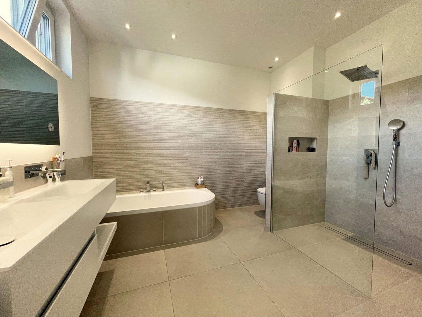 house for sale, 277 m², Birkenstr. 9, Obernburg am Main, Bavaria house for sale, 277 m², Birkenstr. 9, Obernburg am Main, Bavaria