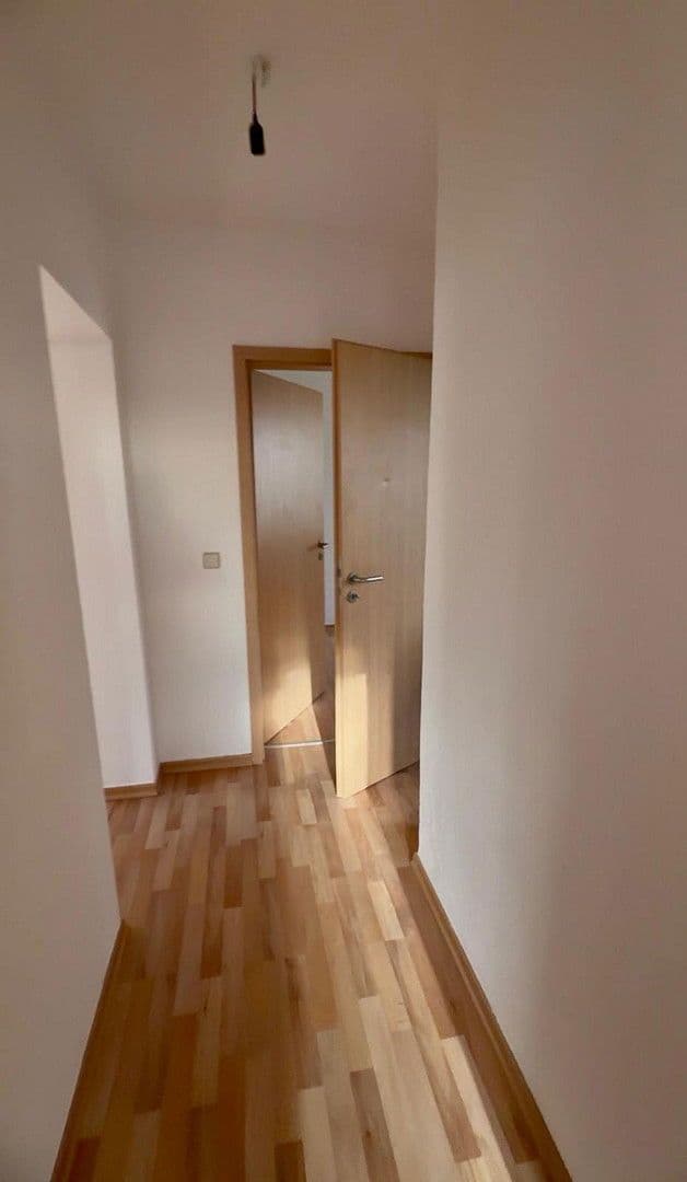 3 bedroom with open-plan kitchen flat to rent, 77 m², Neukieritzsch, Saxony 3 bedroom with open-plan kitchen flat to rent, 77 m², Neukieritzsch, Saxony