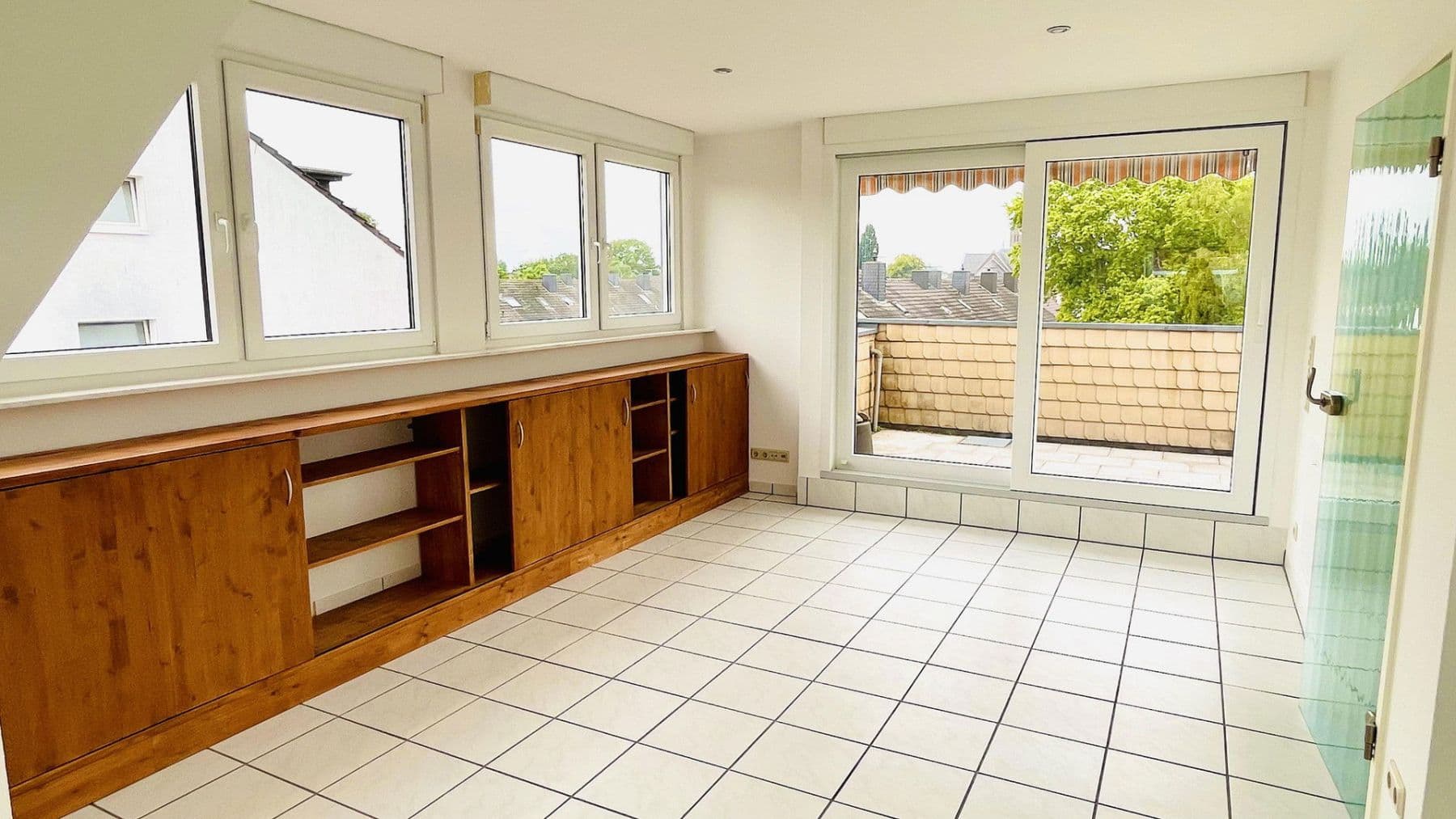 3 bedroom flat to rent, 107 m², Köln, North Rhine-Westphalia 3 bedroom flat to rent, 107 m², Köln, North Rhine-Westphalia