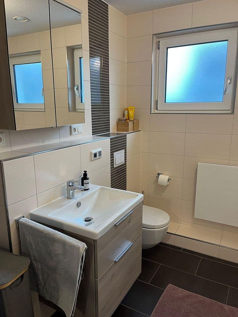 house for sale, 164 m², Reuthseering 202, Adelsdorf, Bavaria house for sale, 164 m², Reuthseering 202, Adelsdorf, Bavaria