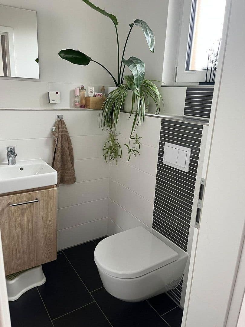 house for sale, 164 m², Reuthseering 202, Adelsdorf, Bavaria house for sale, 164 m², Reuthseering 202, Adelsdorf, Bavaria