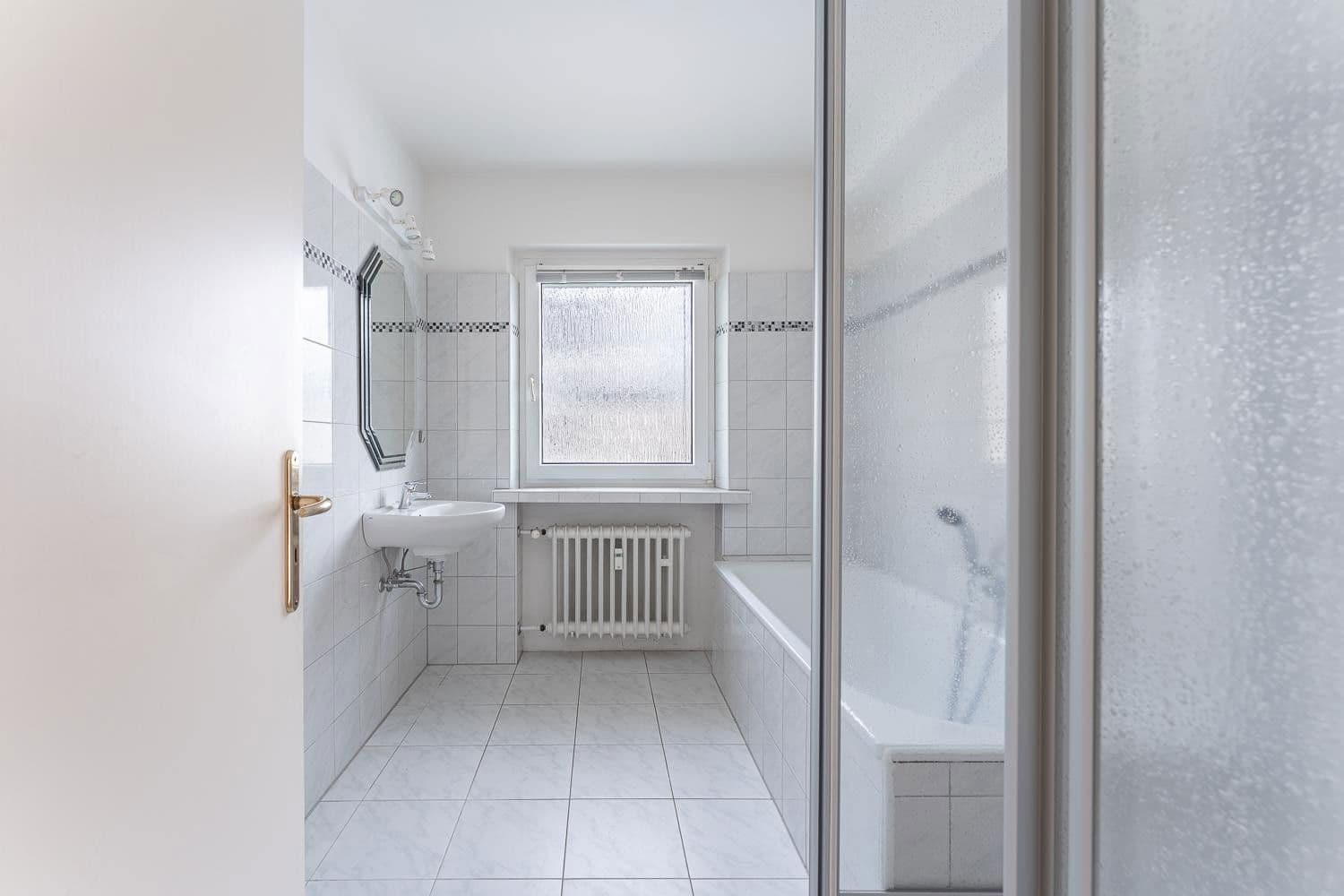 3 bedroom flat for sale, 96 m², Düsseldorf Heerdt, North Rhine-Westphalia 3 bedroom flat for sale, 96 m², Düsseldorf Heerdt, North Rhine-Westphalia