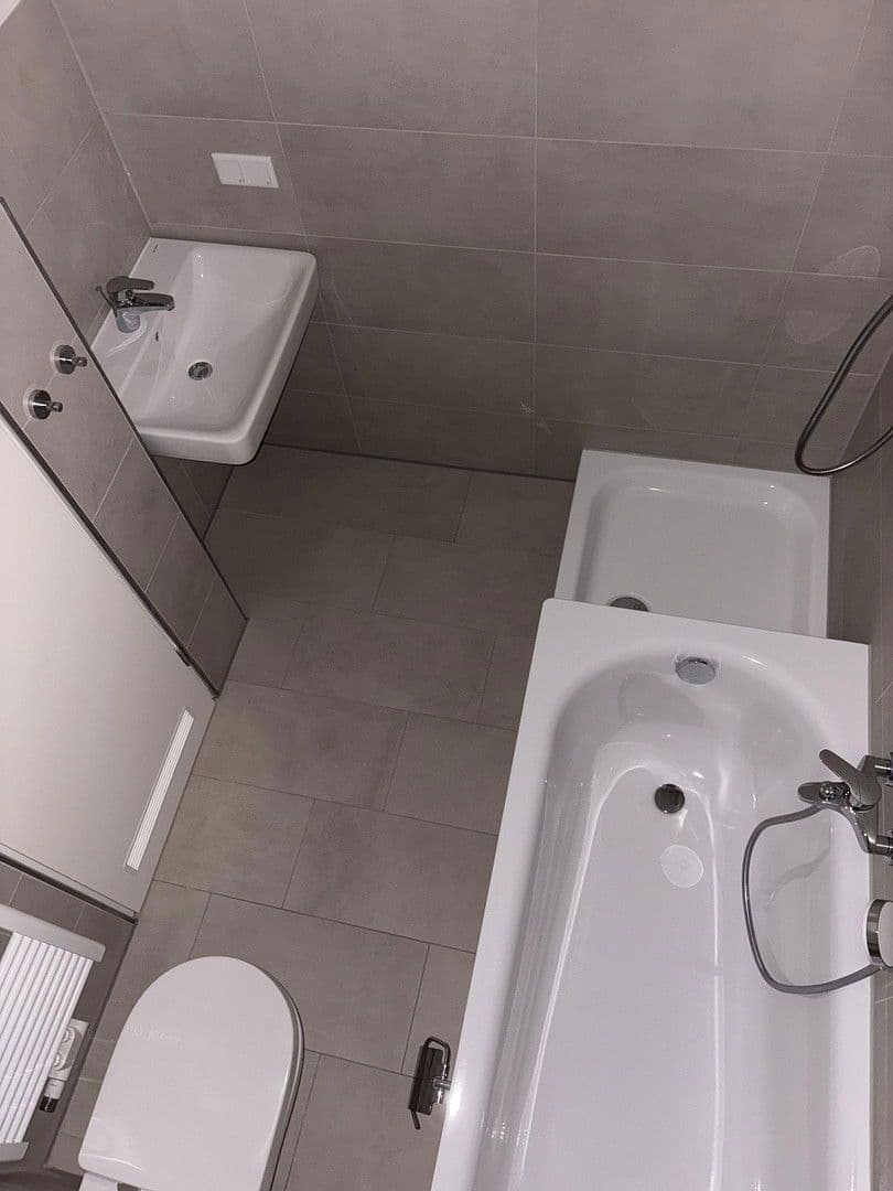 2 bedroom with open-plan kitchen flat to rent, 80 m², Bochumer Str. 72 a, Hattingen, North Rhine-Westphalia 2 bedroom with open-plan kitchen flat to rent, 80 m², Bochumer Str. 72 a, Hattingen, North Rhine-Westphalia