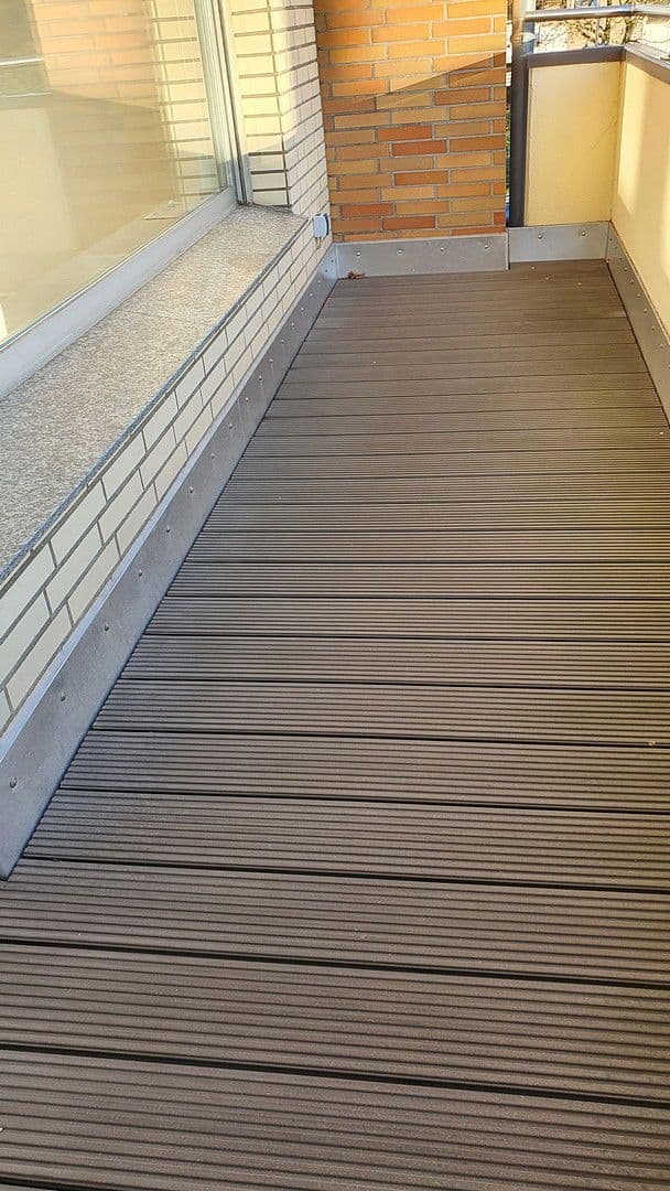 2 bedroom with open-plan kitchen flat to rent, 82 m², Duisburg, North Rhine-Westphalia 2 bedroom with open-plan kitchen flat to rent, 82 m², Duisburg, North Rhine-Westphalia