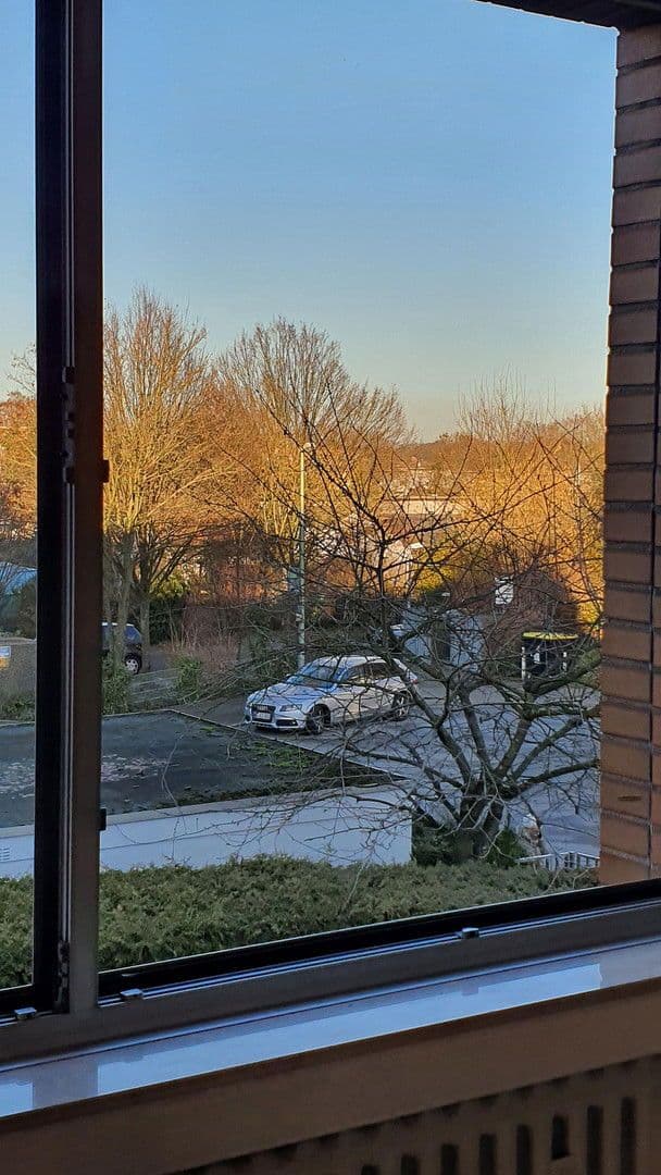 2 bedroom with open-plan kitchen flat to rent, 82 m², Duisburg, North Rhine-Westphalia 2 bedroom with open-plan kitchen flat to rent, 82 m², Duisburg, North Rhine-Westphalia