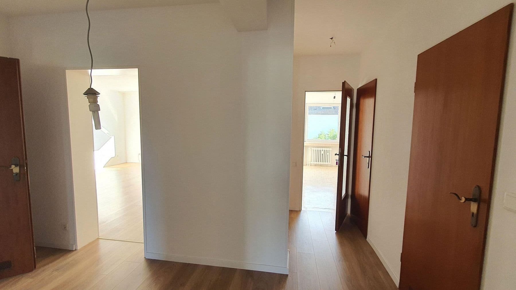 2 bedroom with open-plan kitchen flat to rent, 82 m², Duisburg, North Rhine-Westphalia 2 bedroom with open-plan kitchen flat to rent, 82 m², Duisburg, North Rhine-Westphalia