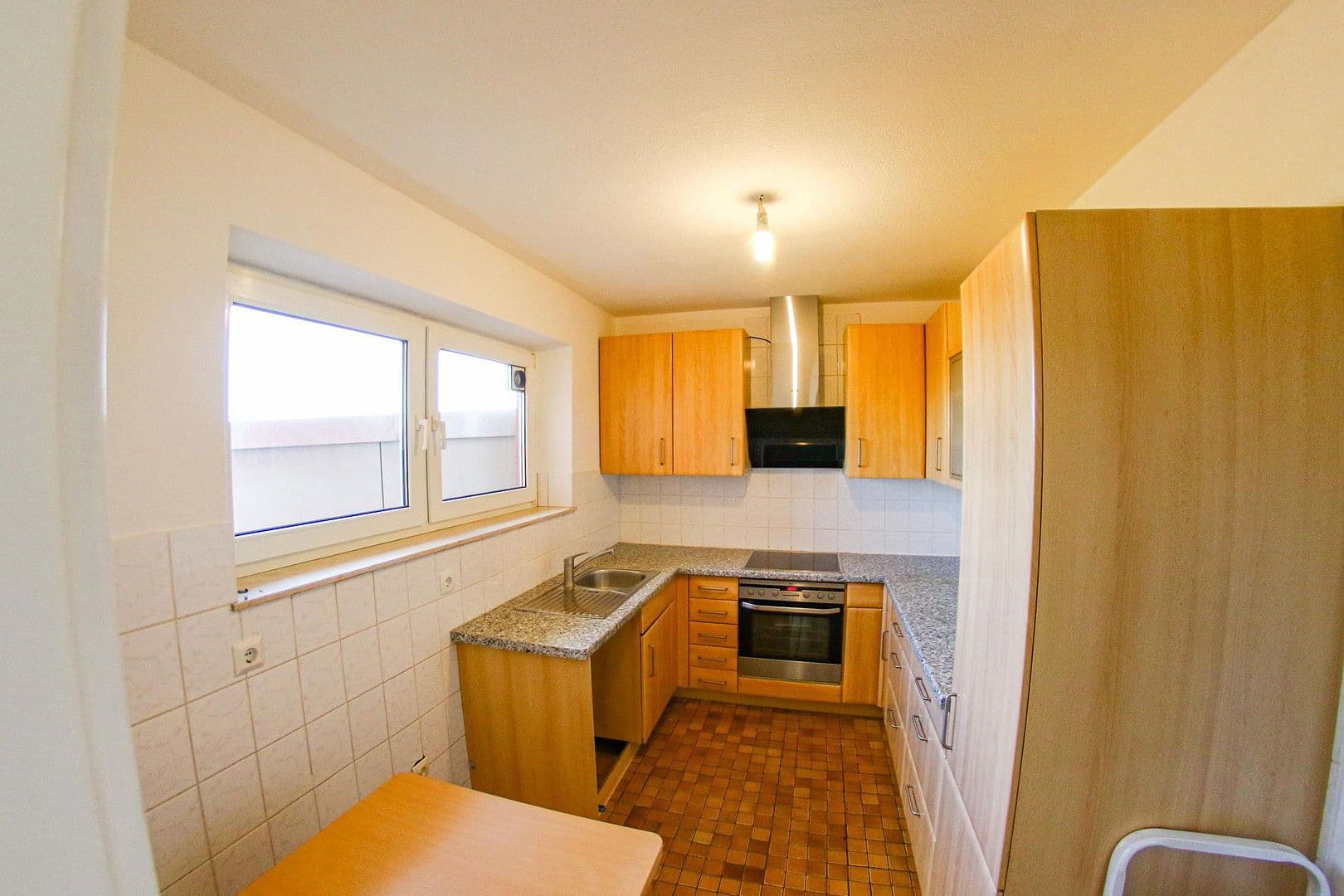 2 bedroom with open-plan kitchen flat to rent, 94 m², Hemmingen, Baden-Württemberg 2 bedroom with open-plan kitchen flat to rent, 94 m², Hemmingen, Baden-Württemberg