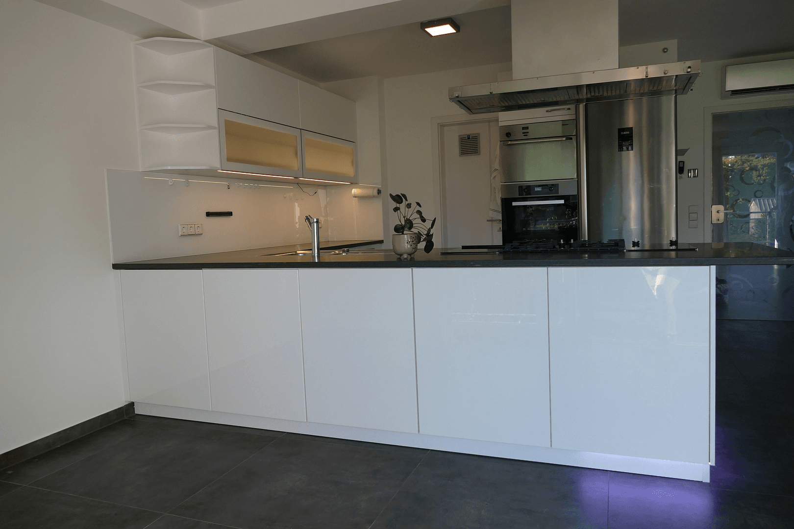 3 bedroom with open-plan kitchen flat for sale, 97 m², Schwaikheim, Baden-Württemberg 3 bedroom with open-plan kitchen flat for sale, 97 m², Schwaikheim, Baden-Württemberg