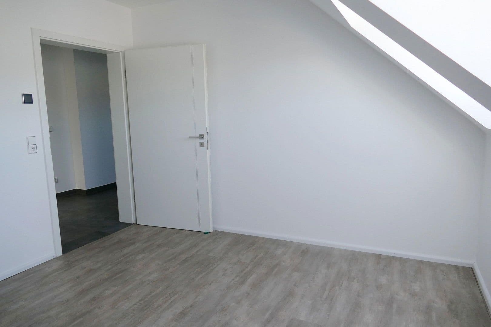 3 bedroom with open-plan kitchen flat for sale, 97 m², Schwaikheim, Baden-Württemberg 3 bedroom with open-plan kitchen flat for sale, 97 m², Schwaikheim, Baden-Württemberg