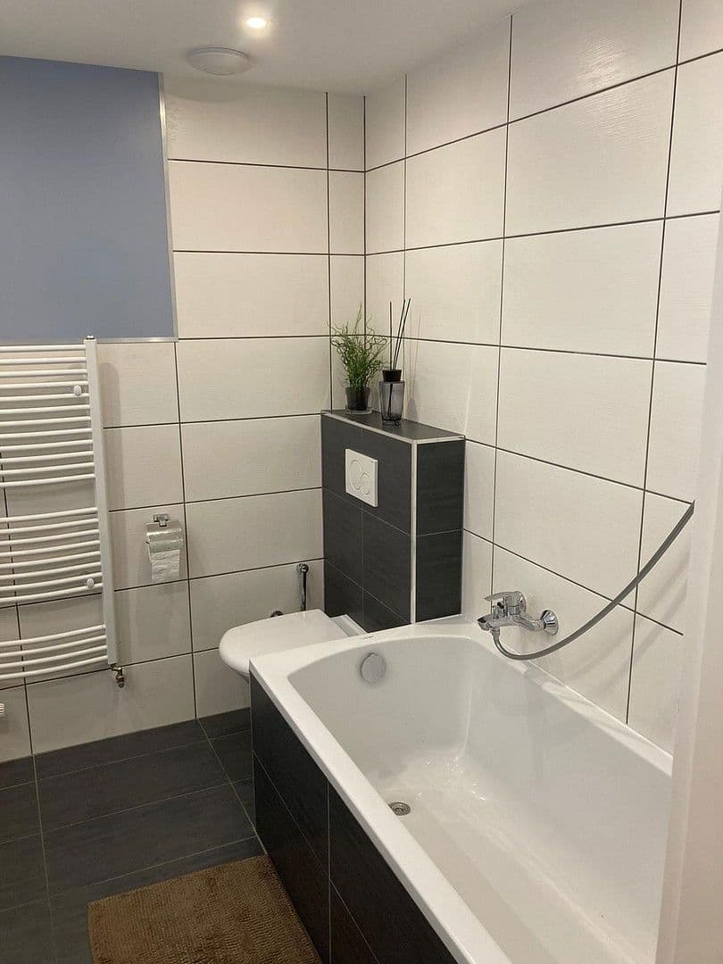 3 bedroom flat for sale, 82 m², Walburgisstr., Düsseldorf (Kaiserswerth), North Rhine-Westphalia 3 bedroom flat for sale, 82 m², Walburgisstr., Düsseldorf (Kaiserswerth), North Rhine-Westphalia