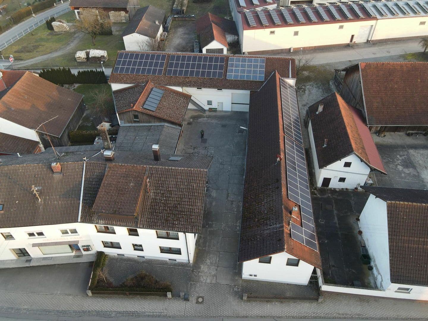 house for sale, 383 m², Schwaigener Str. 28, Mamming, Bavaria house for sale, 383 m², Schwaigener Str. 28, Mamming, Bavaria