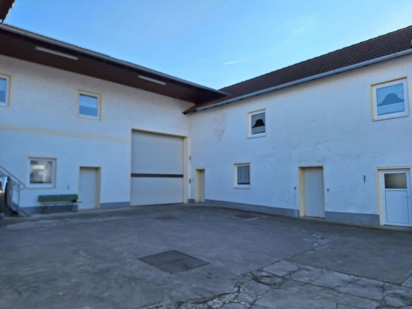 house for sale, 383 m², Schwaigener Str. 28, Mamming, Bavaria house for sale, 383 m², Schwaigener Str. 28, Mamming, Bavaria