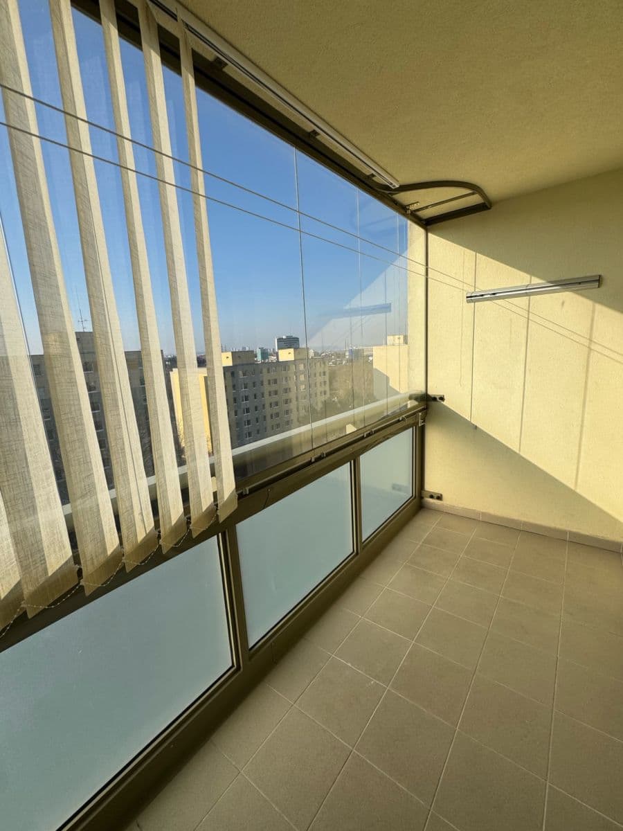 3 bedroom flat to rent, 65 m², Kahovská, Prague, Prague 3 bedroom flat to rent, 65 m², Kahovská, Prague, Prague