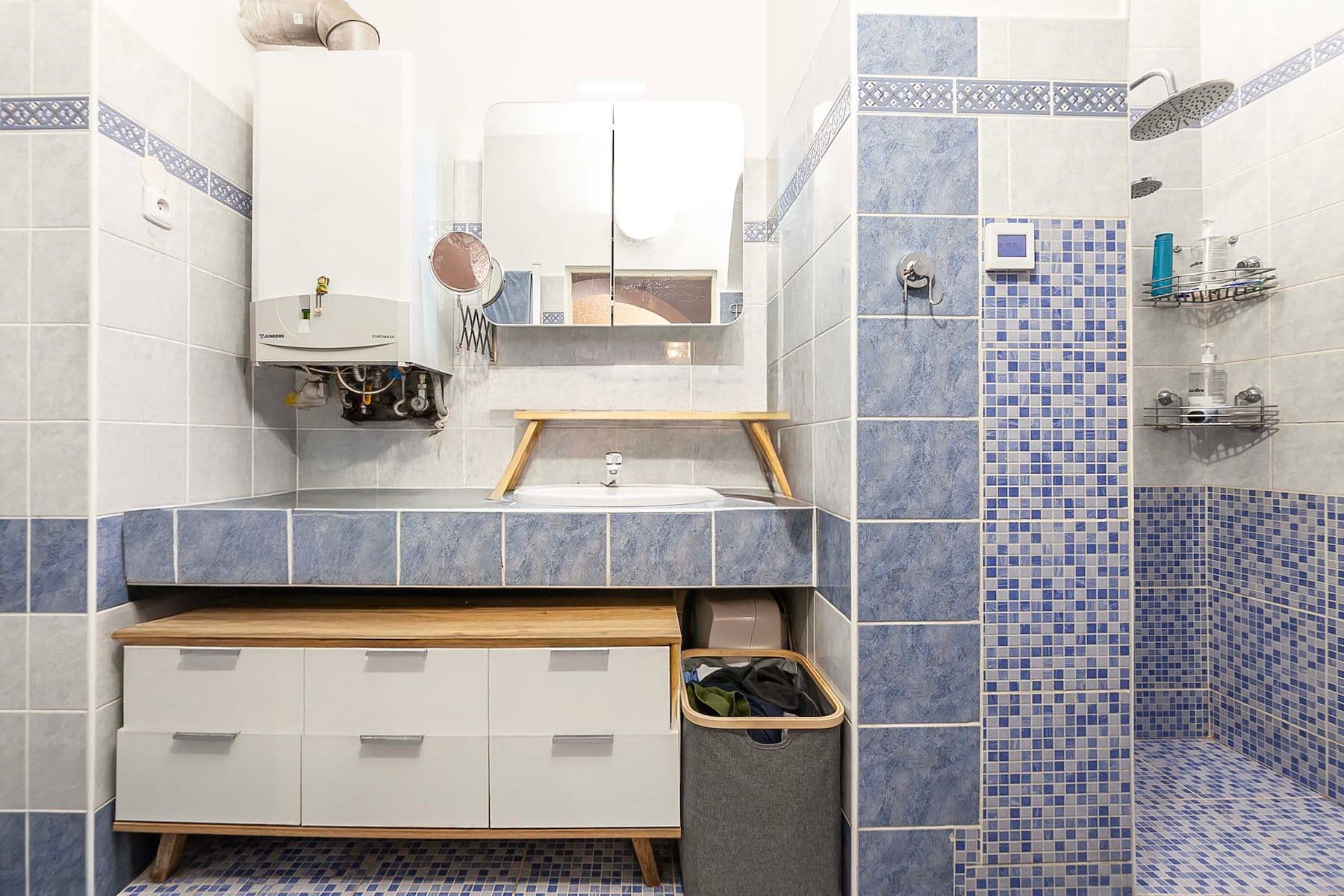 house for sale, 464 m², náměstí 1. máje, Chrastava, Liberecký Region house for sale, 464 m², náměstí 1. máje, Chrastava, Liberecký Region