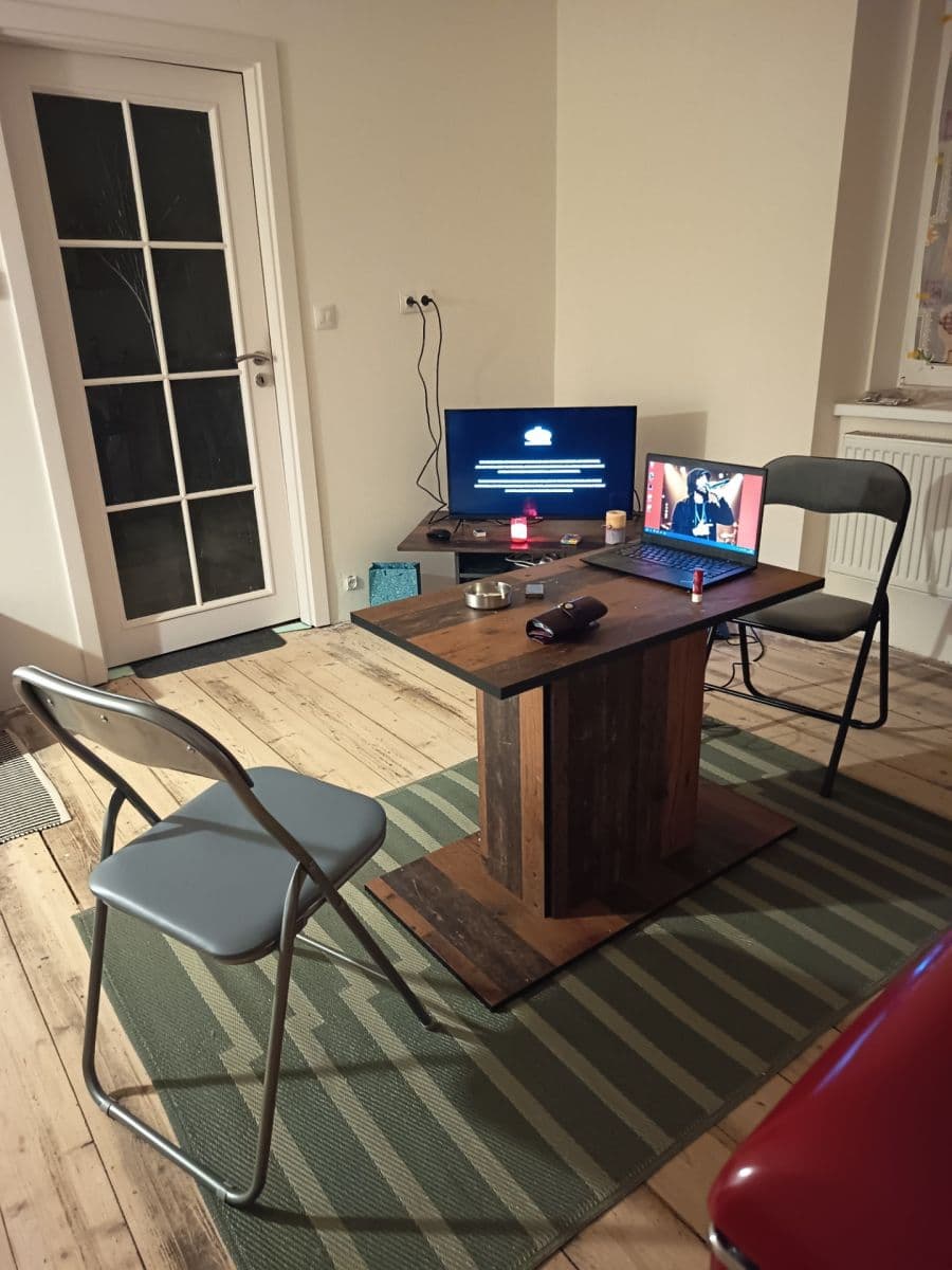 1 bedroom with open-plan kitchen flat to rent, 42 m², Nad Dvorem, Karlovy Vary, Karlovarský Region 1 bedroom with open-plan kitchen flat to rent, 42 m², Nad Dvorem, Karlovy Vary, Karlovarský Region