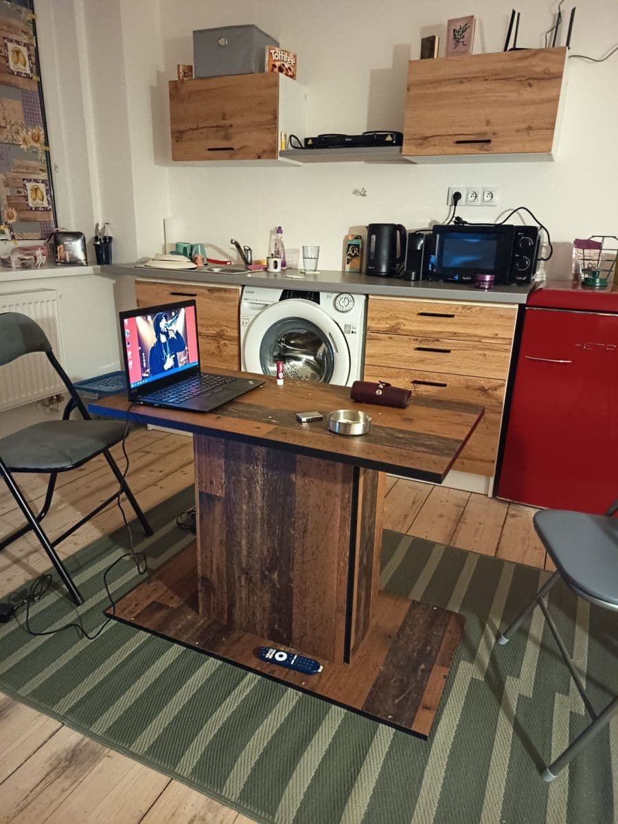 1 bedroom with open-plan kitchen flat to rent, 42 m², Nad Dvorem, Karlovy Vary, Karlovarský Region 1 bedroom with open-plan kitchen flat to rent, 42 m², Nad Dvorem, Karlovy Vary, Karlovarský Region