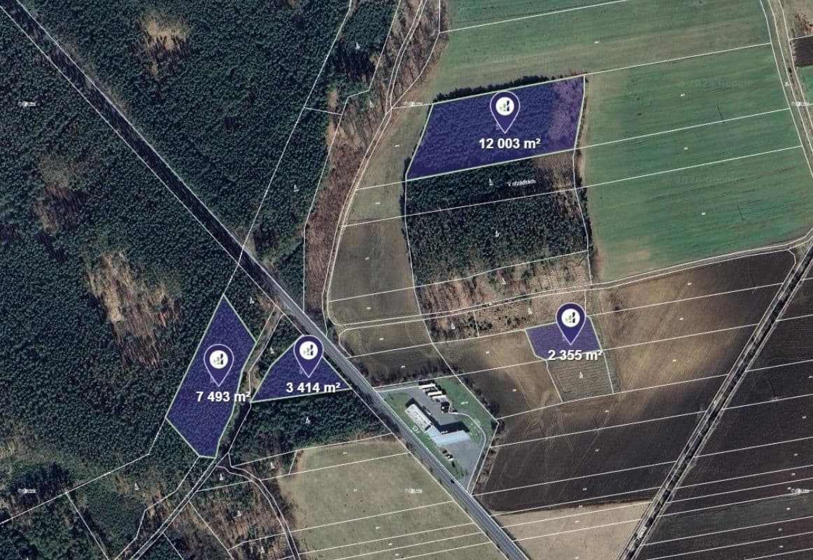 plot for sale, 85,678 m², Oseček, Středočeský Region plot for sale, 85,678 m², Oseček, Středočeský Region