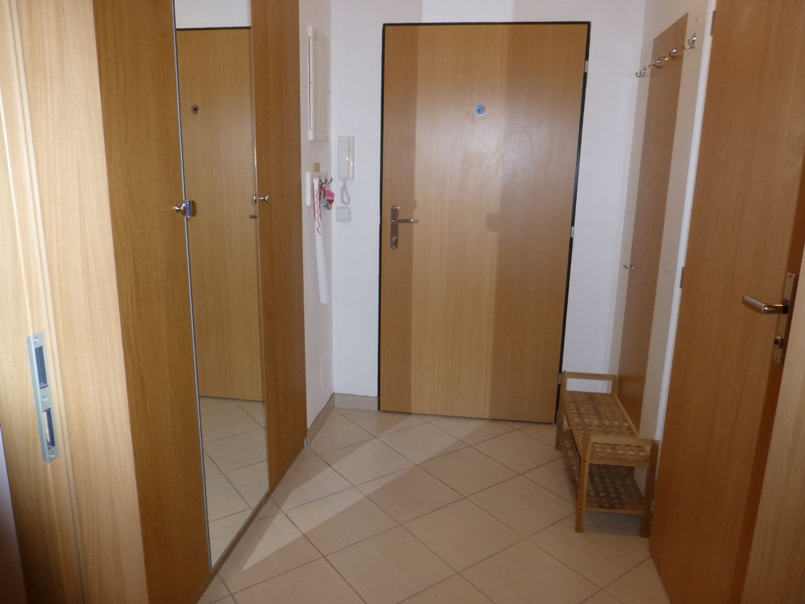 1 bedroom with open-plan kitchen flat to rent, 56 m², Jana Přibíka, Prague, Prague 1 bedroom with open-plan kitchen flat to rent, 56 m², Jana Přibíka, Prague, Prague