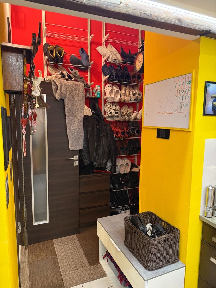 1 bedroom with open-plan kitchen flat for sale, 40 m², Čestmírova, Prague, Prague 1 bedroom with open-plan kitchen flat for sale, 40 m², Čestmírova, Prague, Prague