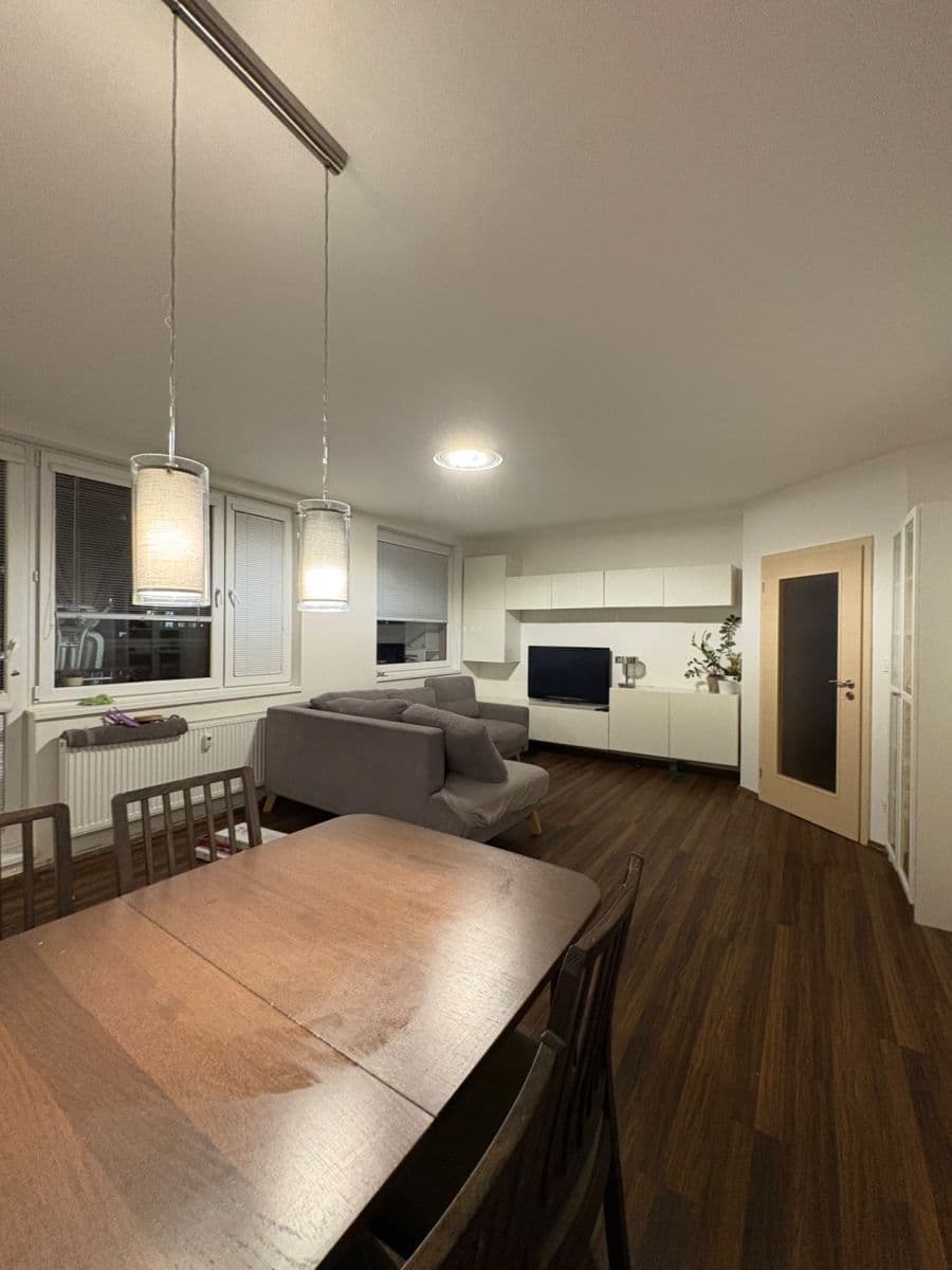 2 bedroom with open-plan kitchen flat to rent, 72 m², Pod Lipami, Prague, Prague 2 bedroom with open-plan kitchen flat to rent, 72 m², Pod Lipami, Prague, Prague