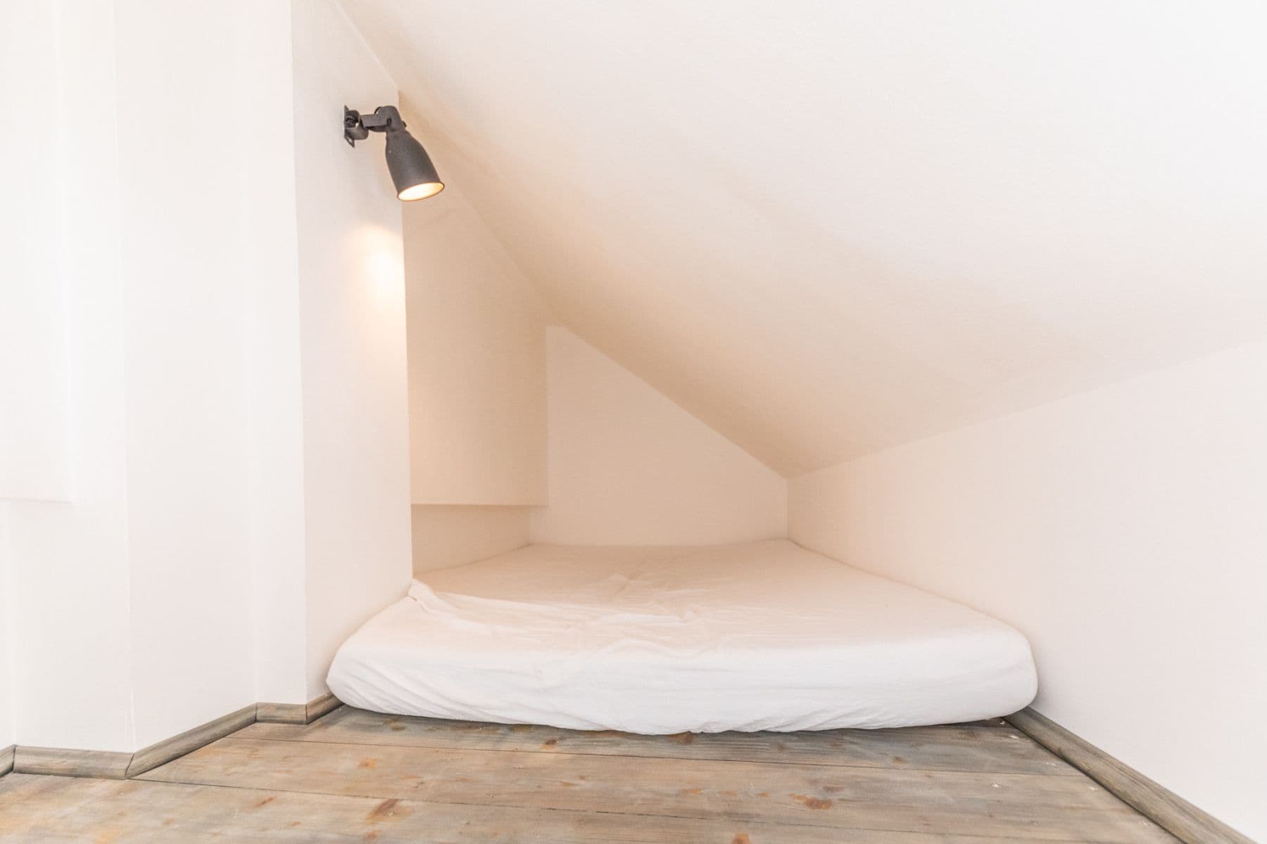 flat to rent, 35 m², Na Neklance, Prague, Prague flat to rent, 35 m², Na Neklance, Prague, Prague