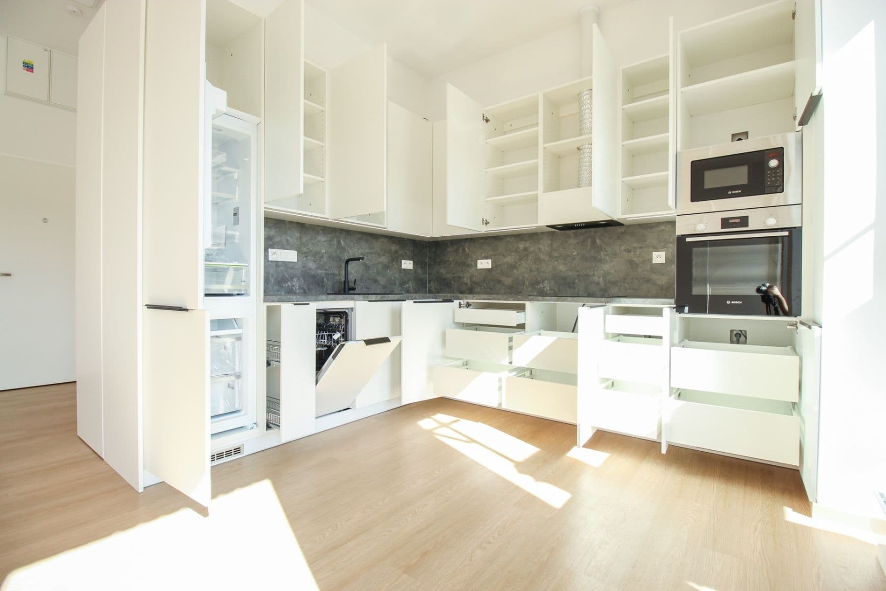 1 bedroom with open-plan kitchen flat to rent, 61 m², Lorencova, Zlín, Zlínský Region 1 bedroom with open-plan kitchen flat to rent, 61 m², Lorencova, Zlín, Zlínský Region