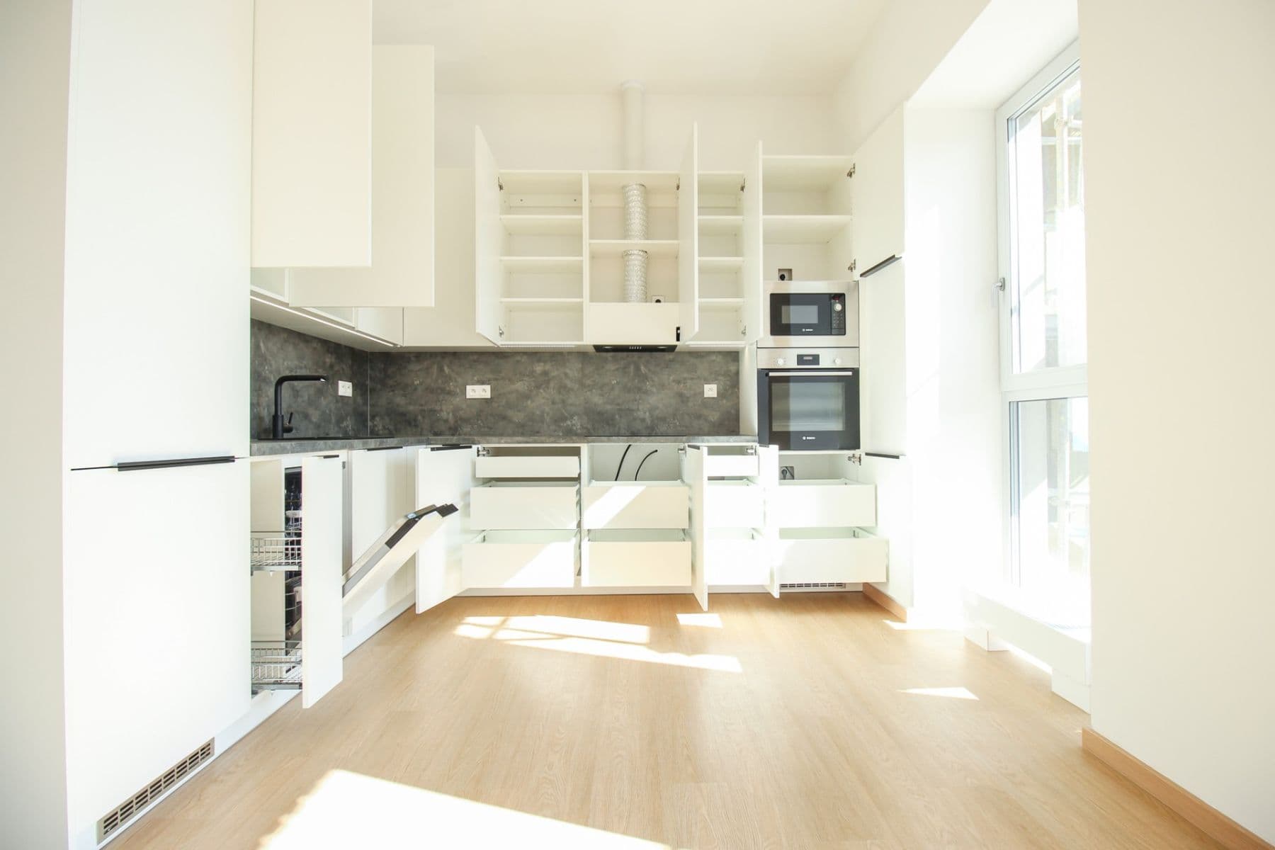 1 bedroom with open-plan kitchen flat to rent, 61 m², Lorencova, Zlín, Zlínský Region 1 bedroom with open-plan kitchen flat to rent, 61 m², Lorencova, Zlín, Zlínský Region