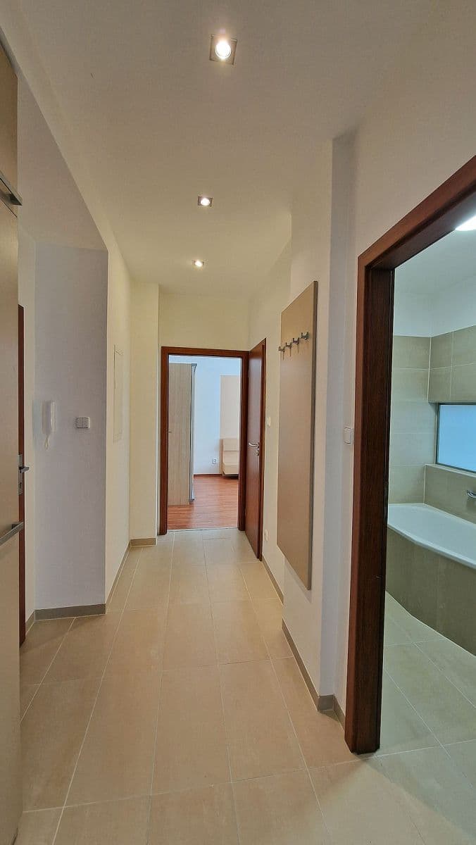 2 bedroom flat to rent, 50 m², Karla Pokorného, Ostrava, Moravskoslezský Region 2 bedroom flat to rent, 50 m², Karla Pokorného, Ostrava, Moravskoslezský Region